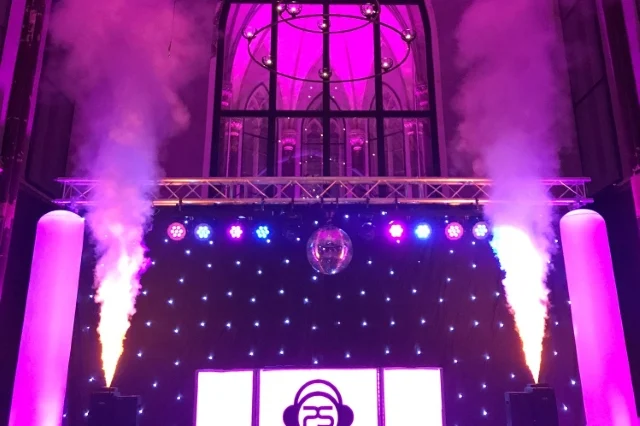 Verticale rookmachine - PSOUND: Sound & Light